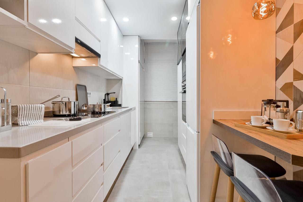 Appartement C24 Fantastic 4 Bedroom With Terrace *